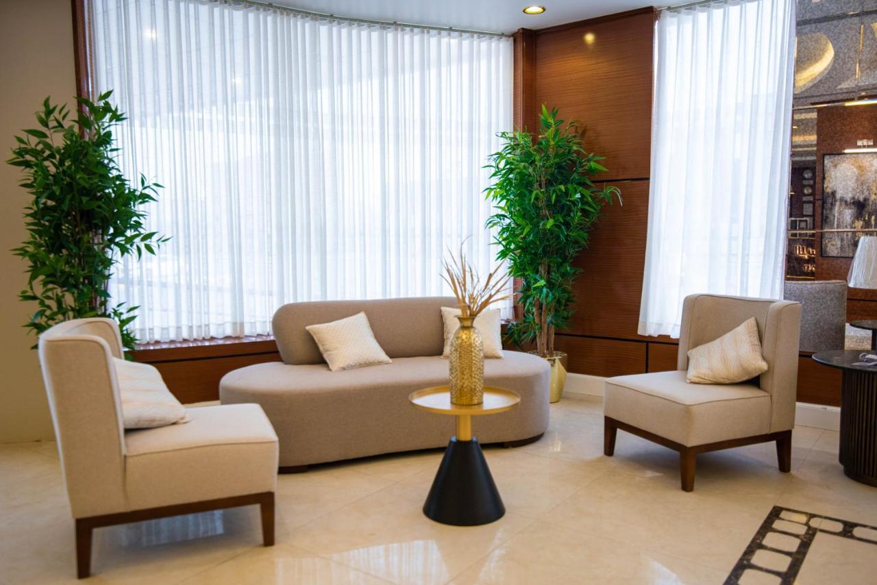 Aparthotel Granada Palace 3*